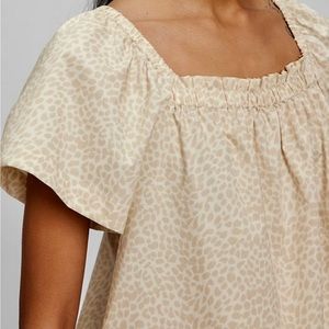 NEW Gap Beige Leopard Flutter Sleeve Top